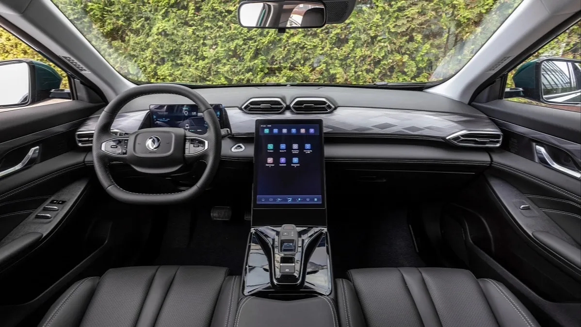 DONGFENG объявляет о старте продаж нового кроссовера MAGE